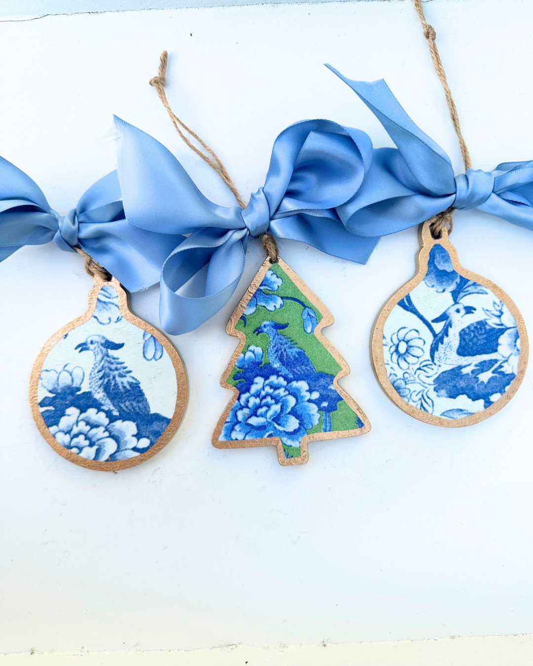 Green and Blue Chelsea Bird Tree Ornament  1- ornament