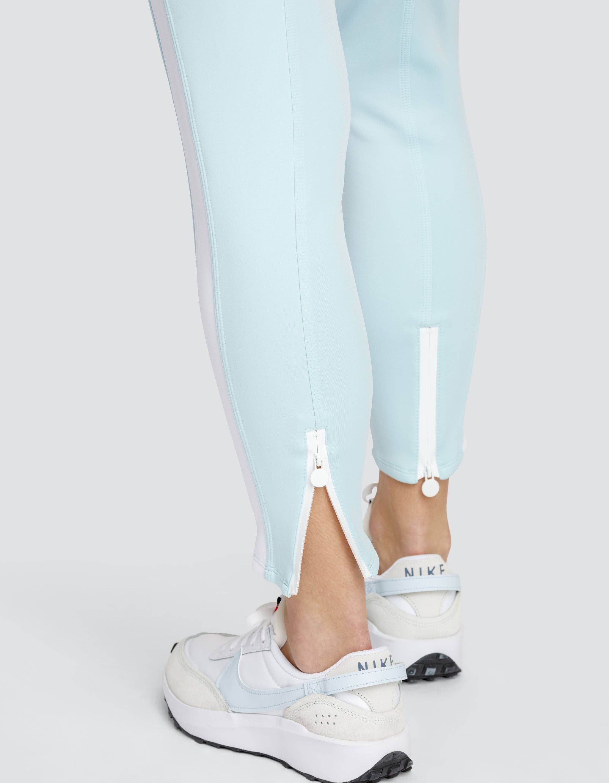 Spin-it BERRI MID-RISE JOGGER - BLUE GLOW: Small