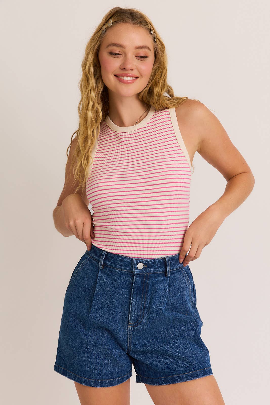 ROUND NECK SLEEVELESS STRIPE BODYSUIT: BROWN-WHITE STRIPE / M