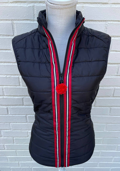 Maggie May Puffer Vest - Black w Black, White &amp; Red Stripe: Black w Black White &amp; Red Stripe Ribbon
