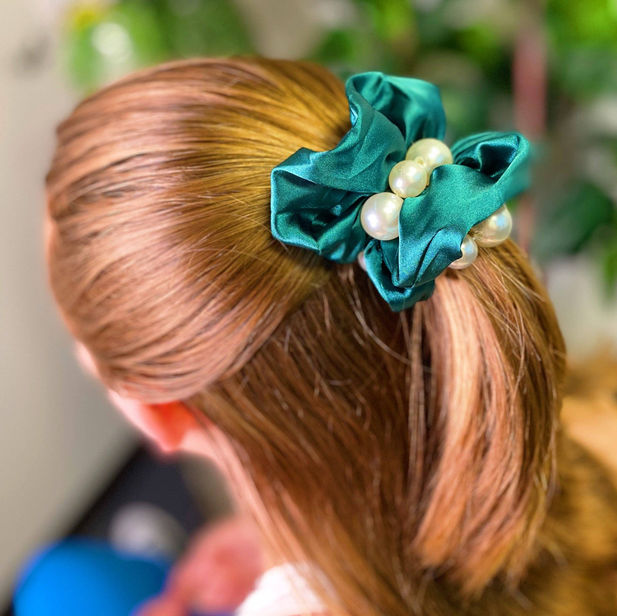 Pearl &amp; Satin Scrunchie Set: Jeweled Pink