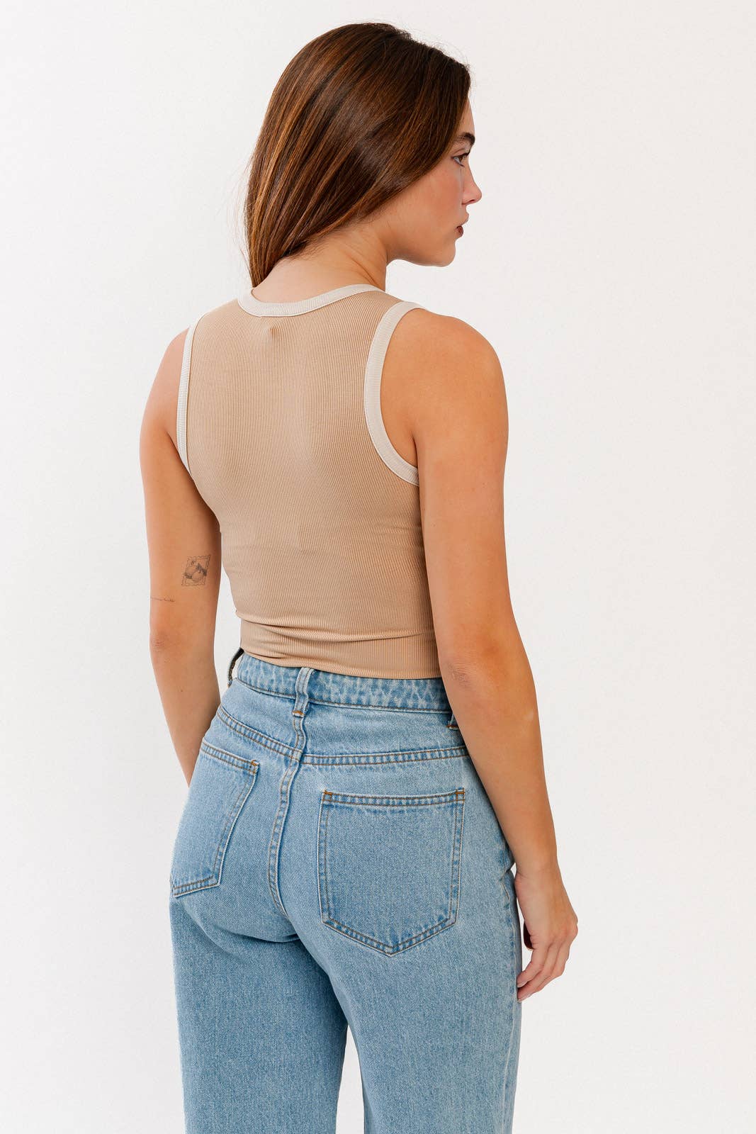 ROUND NECK SLEEVELESS RIBBED COLOR BLOCK BODYSUIT: DK GREEN-NAVY / S